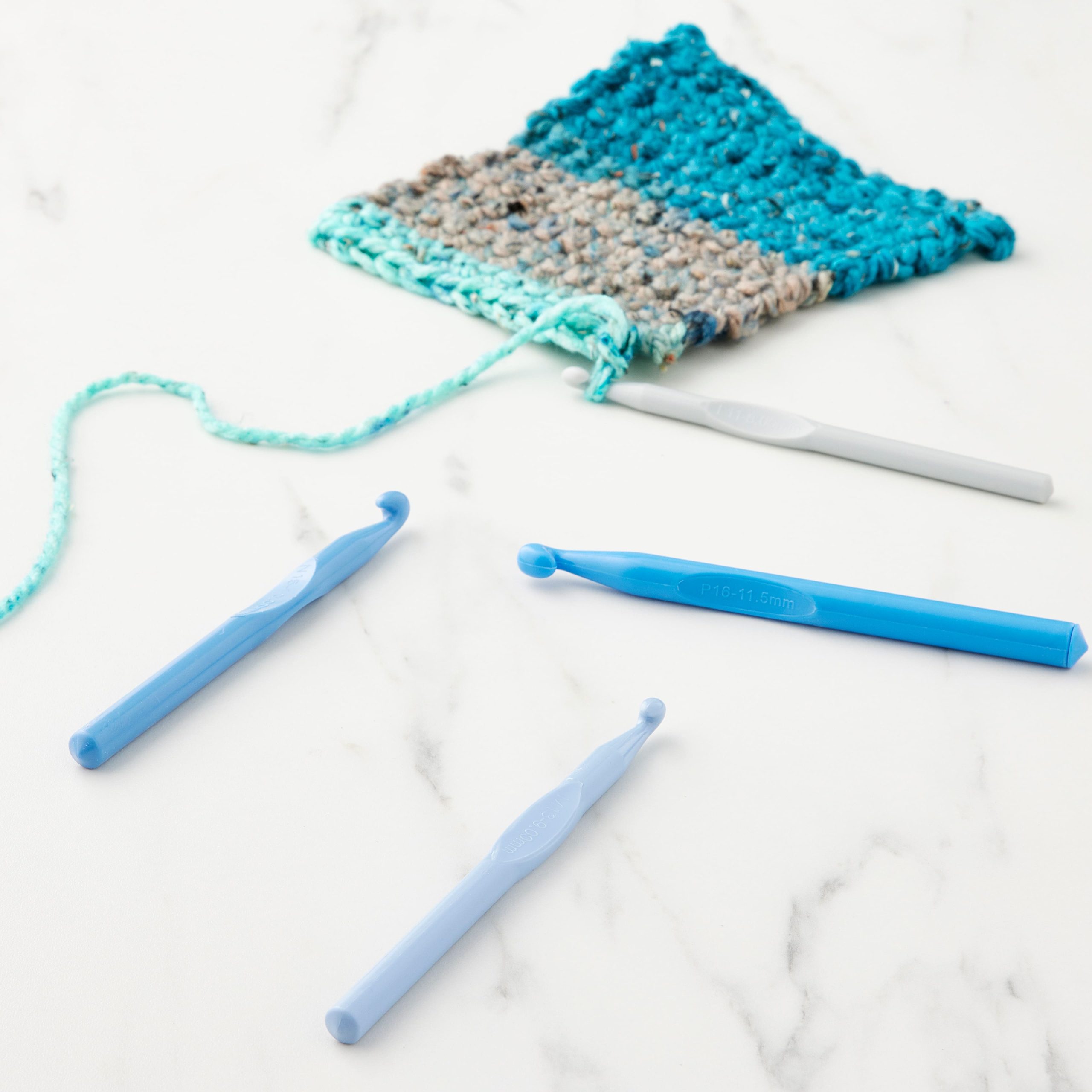 Plastic Crochet Hook Set by Loops & Threads®, L-P - Image 2
