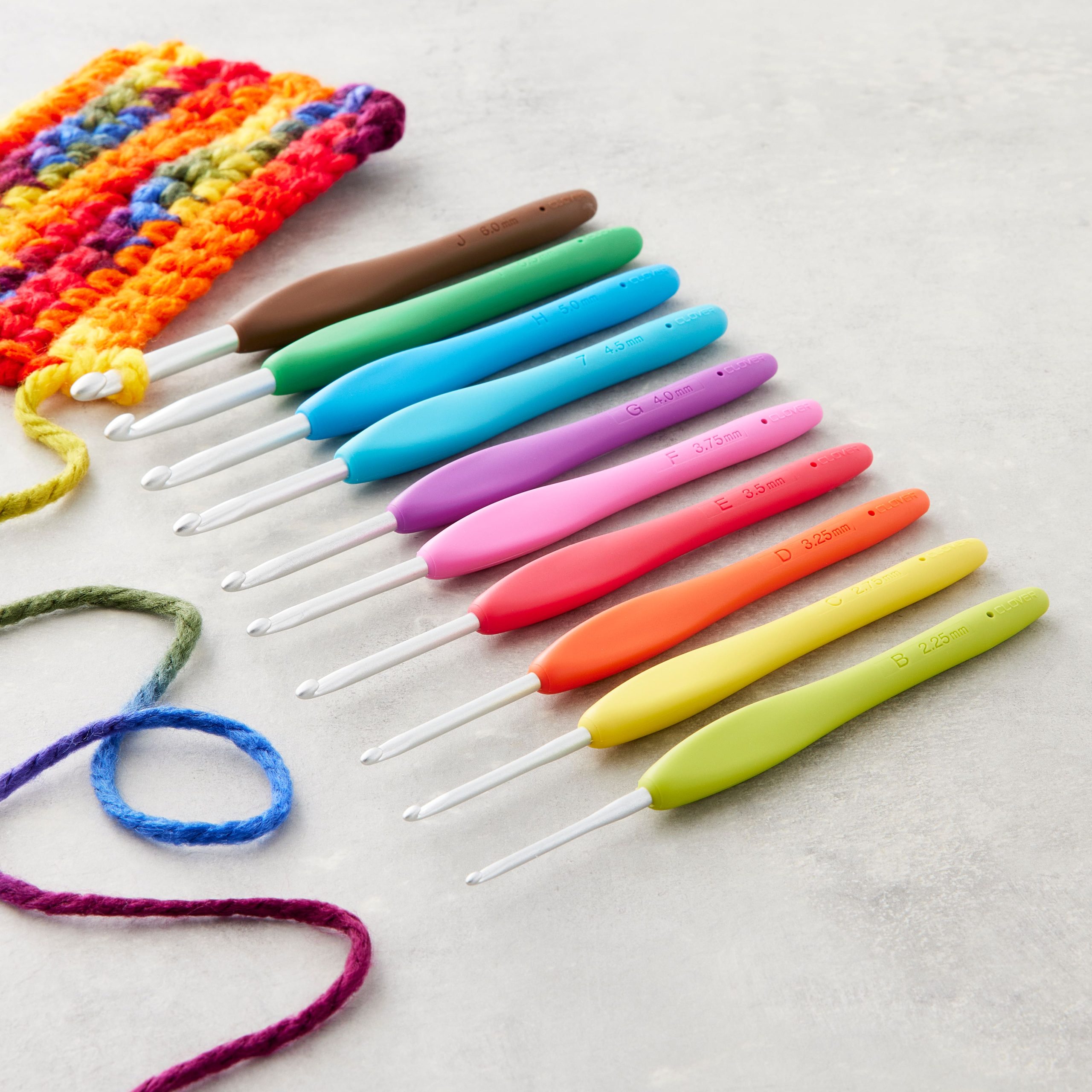 Clover Amour Crochet Hook Set - Image 2