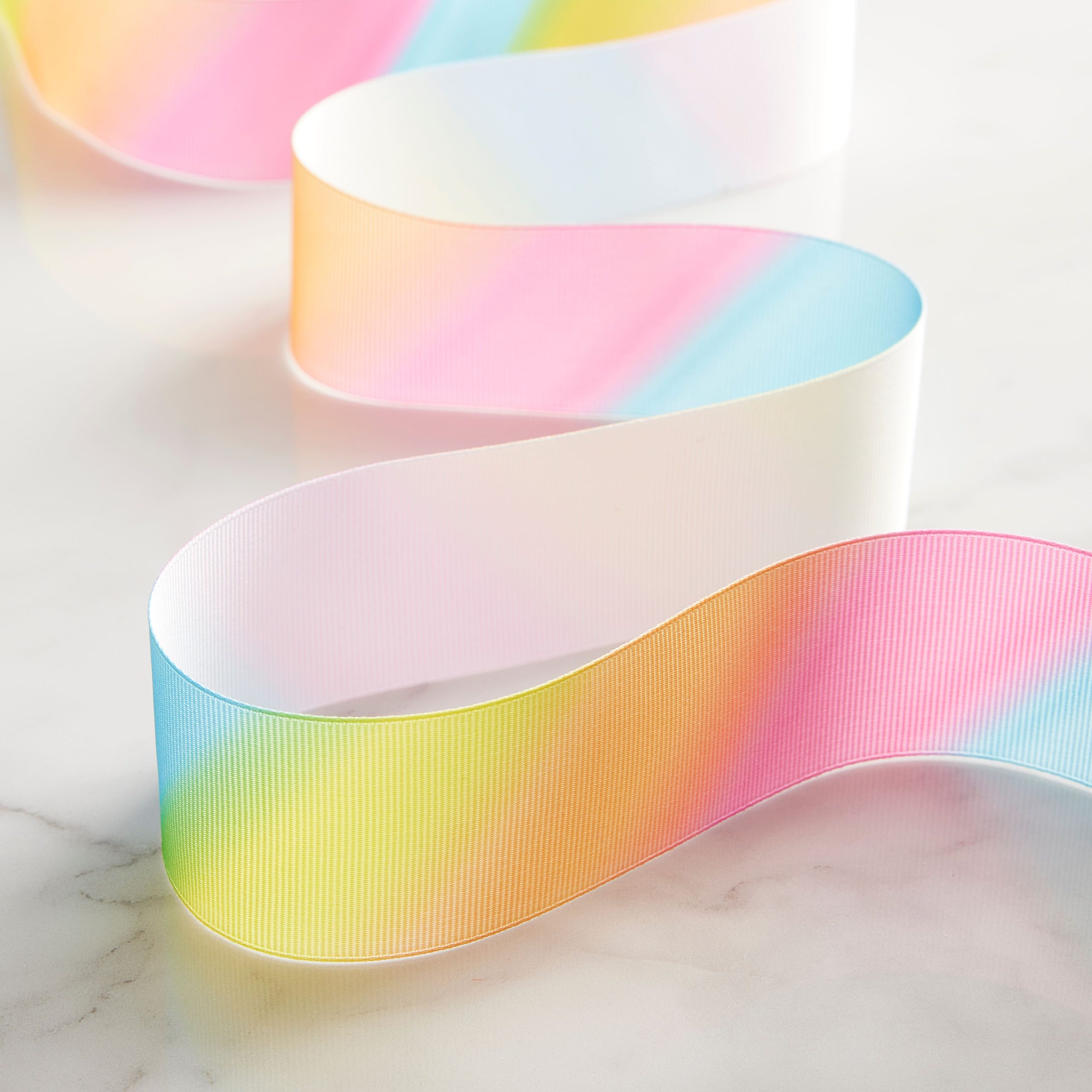 1.5" x 3yd. Grosgrain Wired Ombre Ribbon by Celebrate It® - Image 2